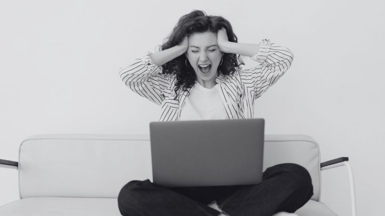 Miriam Urbano - El blog de la Felicidad Digital - Infoxicación, mucho ruido, mucha información